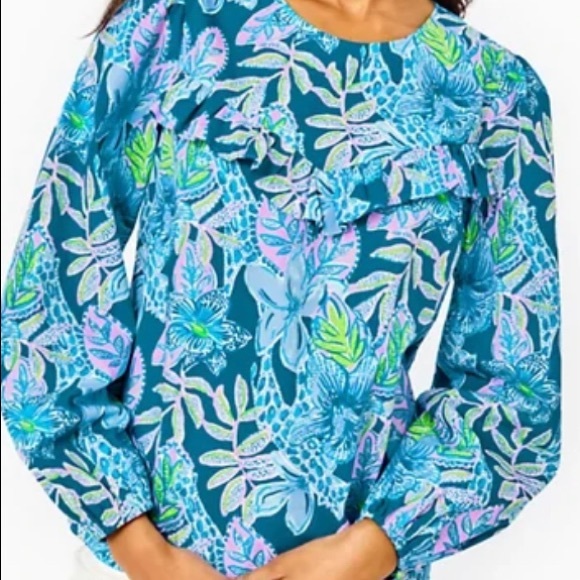 Lilly Pulitzer Dresses & Skirts - Lilly Pulitzer XL Bernadette top NWT